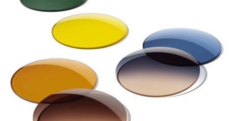 Glasfarbe in Handarbeit – guggsdugud